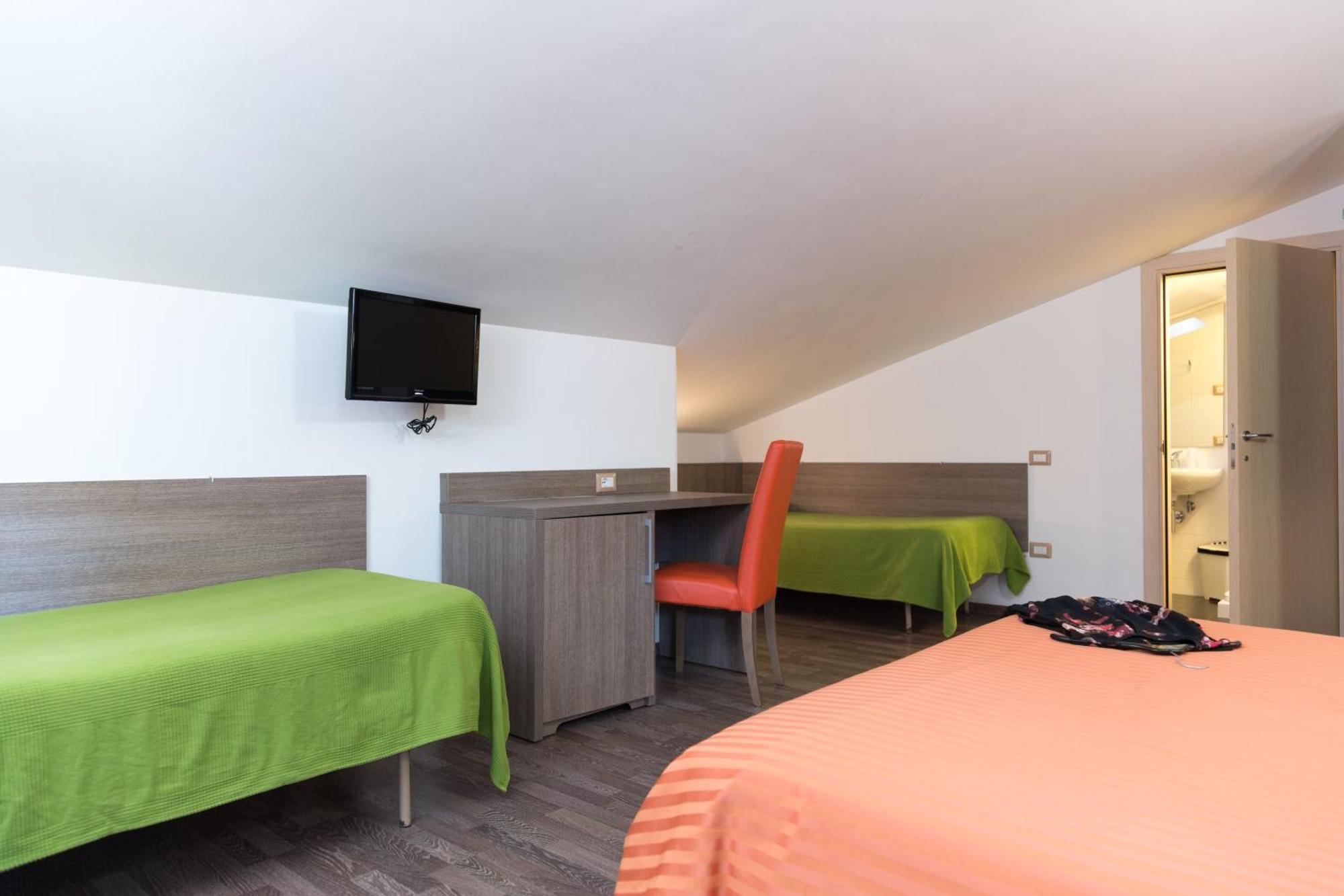 Hotel Miramare Pineto Exterior photo