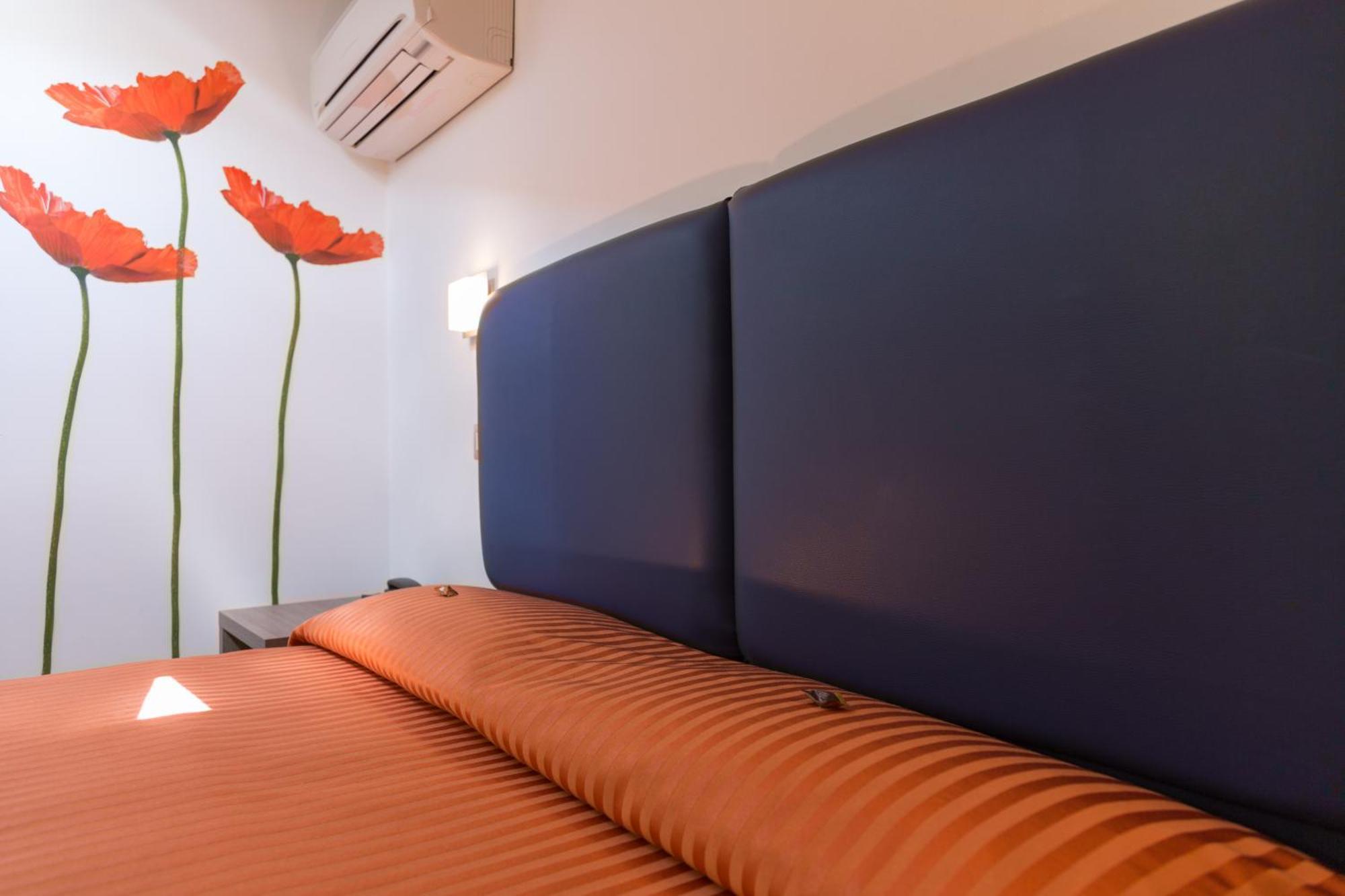 Hotel Miramare Pineto Exterior photo